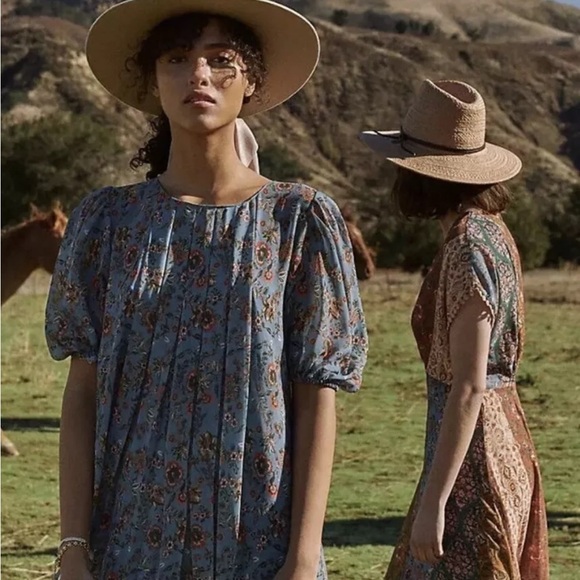 Anthropologie Sachin & Babi Sz 4 Marina Blue Floral
Pleated Dress Flowy Mini - Picture 11 of 11